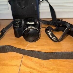 Canon Black PowerShot SX500 IS Digital Camera